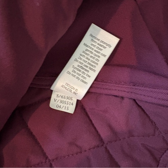 Athleta Upside Quilted Jacket in Chianti - Picture 16 of 16